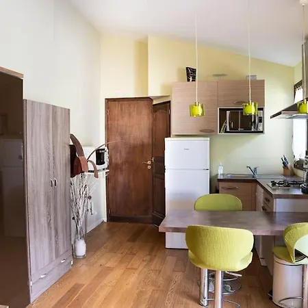 Lägenhet Independant Avec Terrasse *