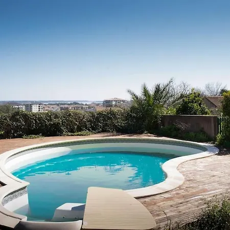 Independant Avec Piscine *