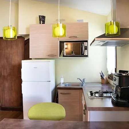 Appartement Indépendant Avec Piscine Furiani