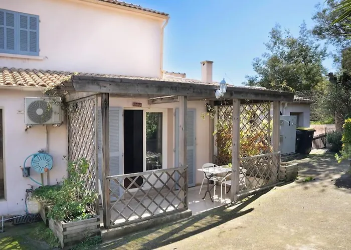 Indépendant Avec Piscine